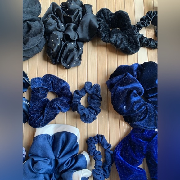Cool Toned Blue Color Vibes Hair Scrunchies 25pc Set - Picture 5 of 9